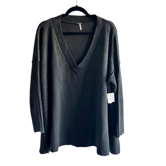 NWT Free People Orion A Line Tunic in Carbon L - Picture 3 of 10